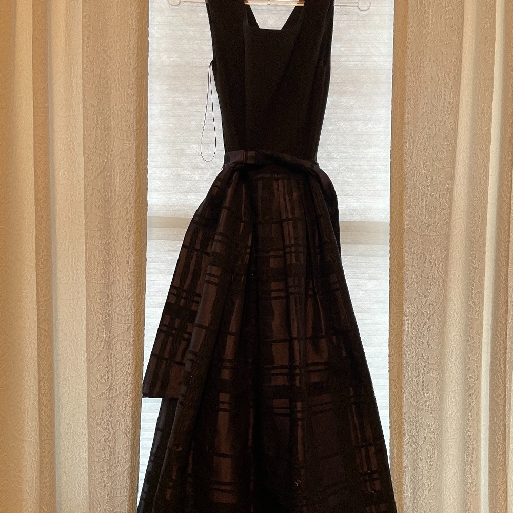 NWOT Alberto Makali Gown